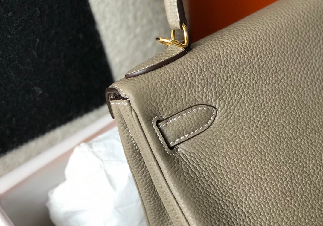 hm kelly 32cm desert taupe togo leather gold hardware