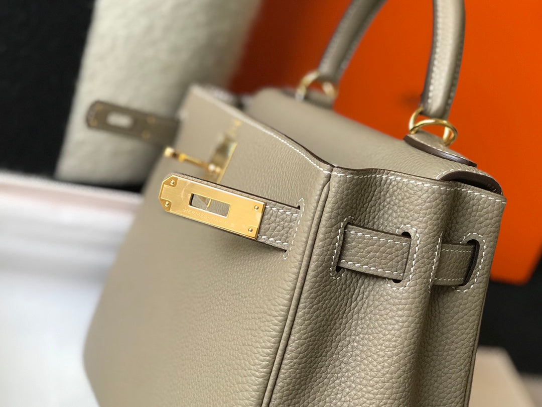 hm kelly 32cm desert taupe togo leather gold hardware