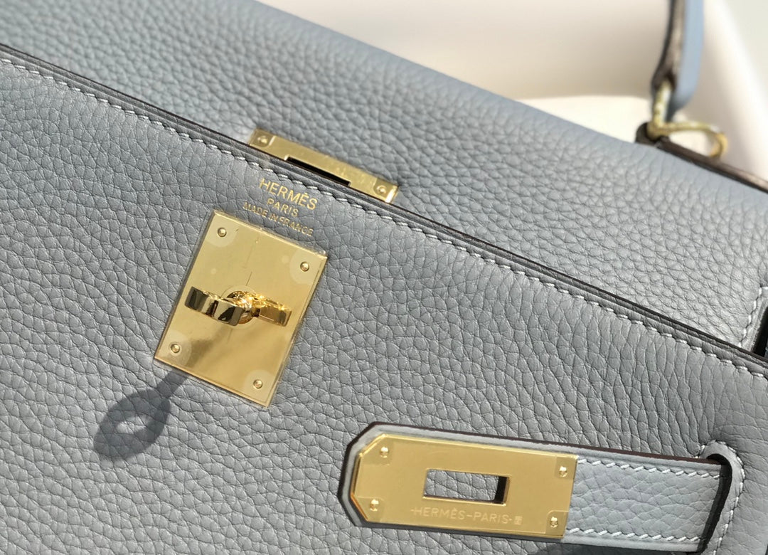 HM KELLY 32CM BAG IN TEMPERED GRAY TOGO GOLD HARDWARE