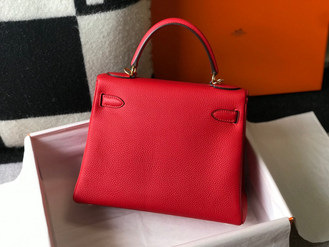 HM KELLY 32CM BAG IN RED TOGO GOLD HARDWARE