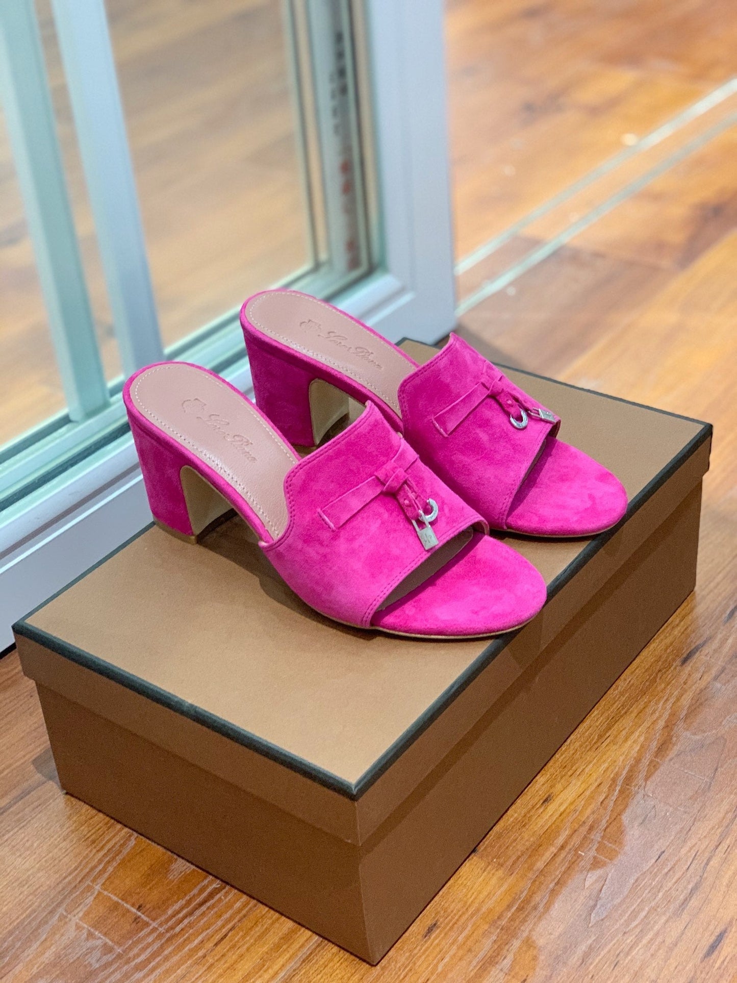 Summer Charms Mules 80 Hot Pink Suede Pink Lambskin