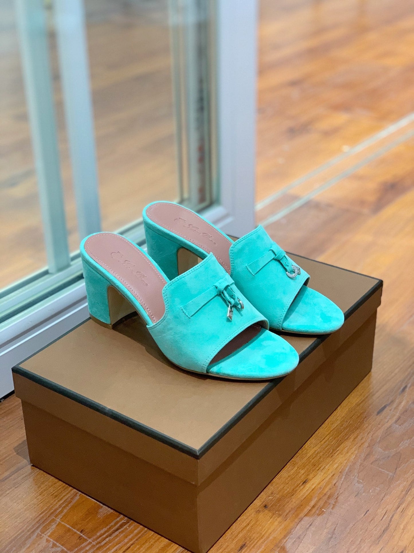 Summer Charms Mules 80 Aqua Suede Pink Lambskin