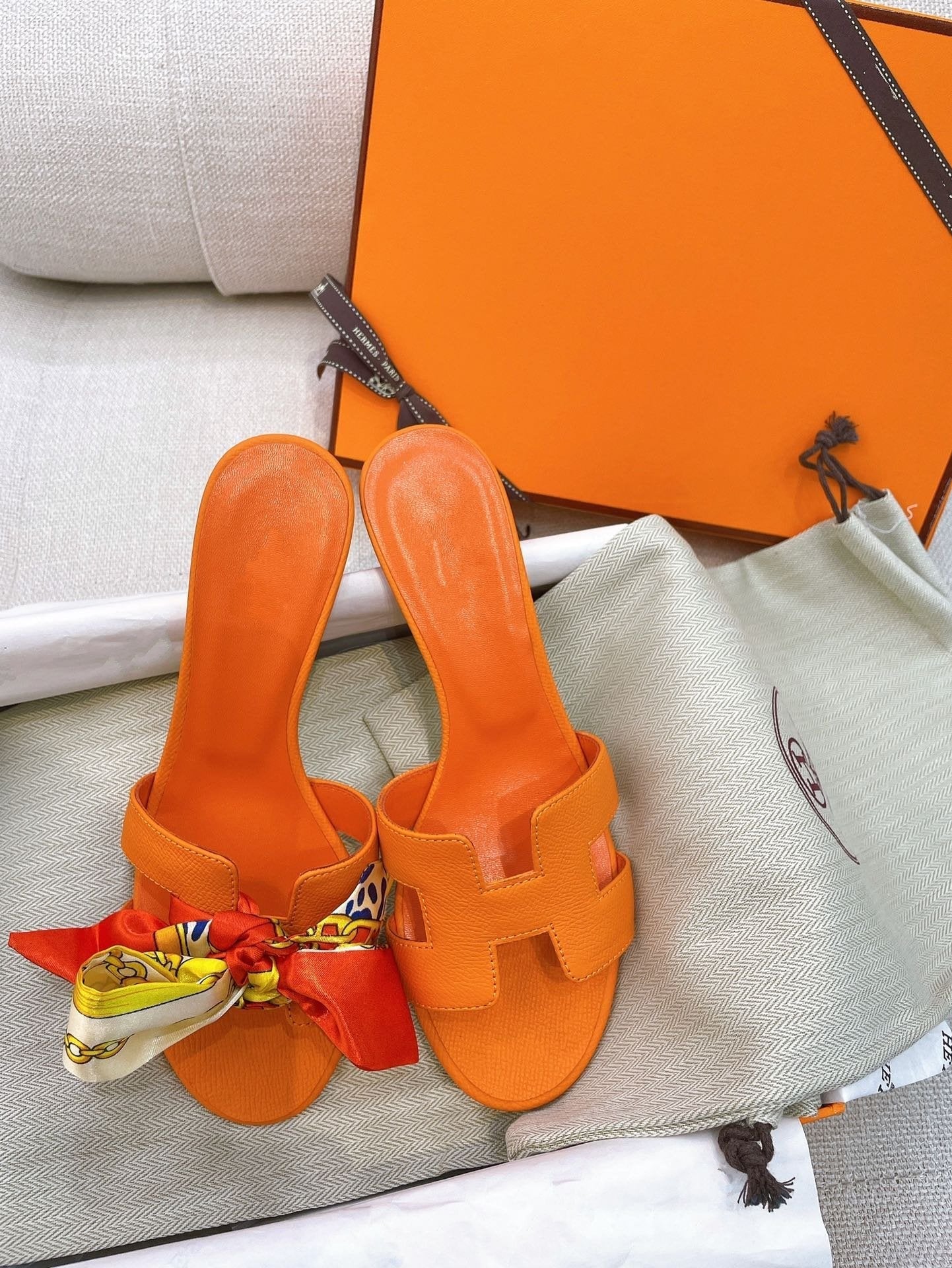 Oasis Sandal Epsom Calfskin Orange