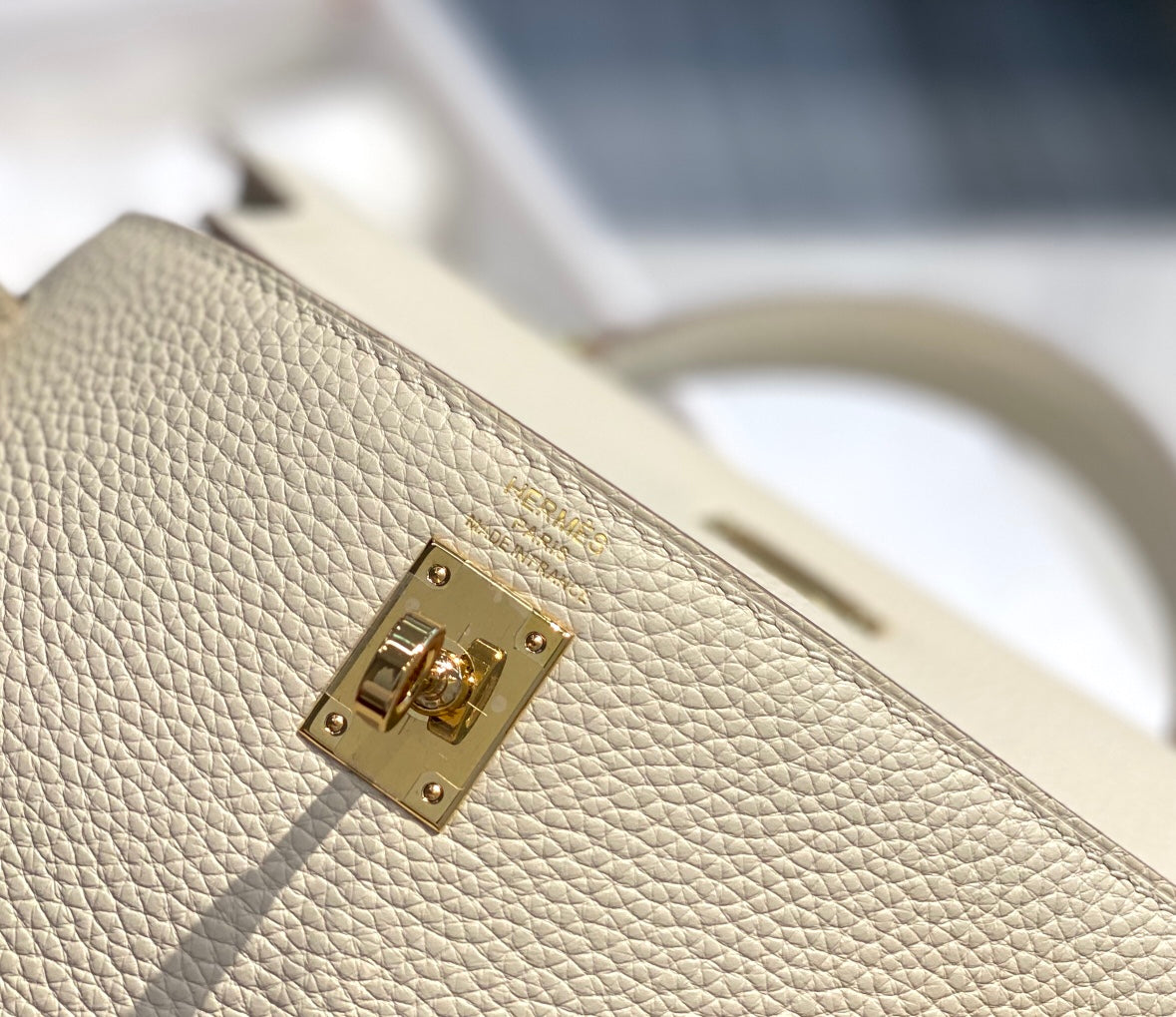 hm kelly 32cm cream togo leather gold hardware