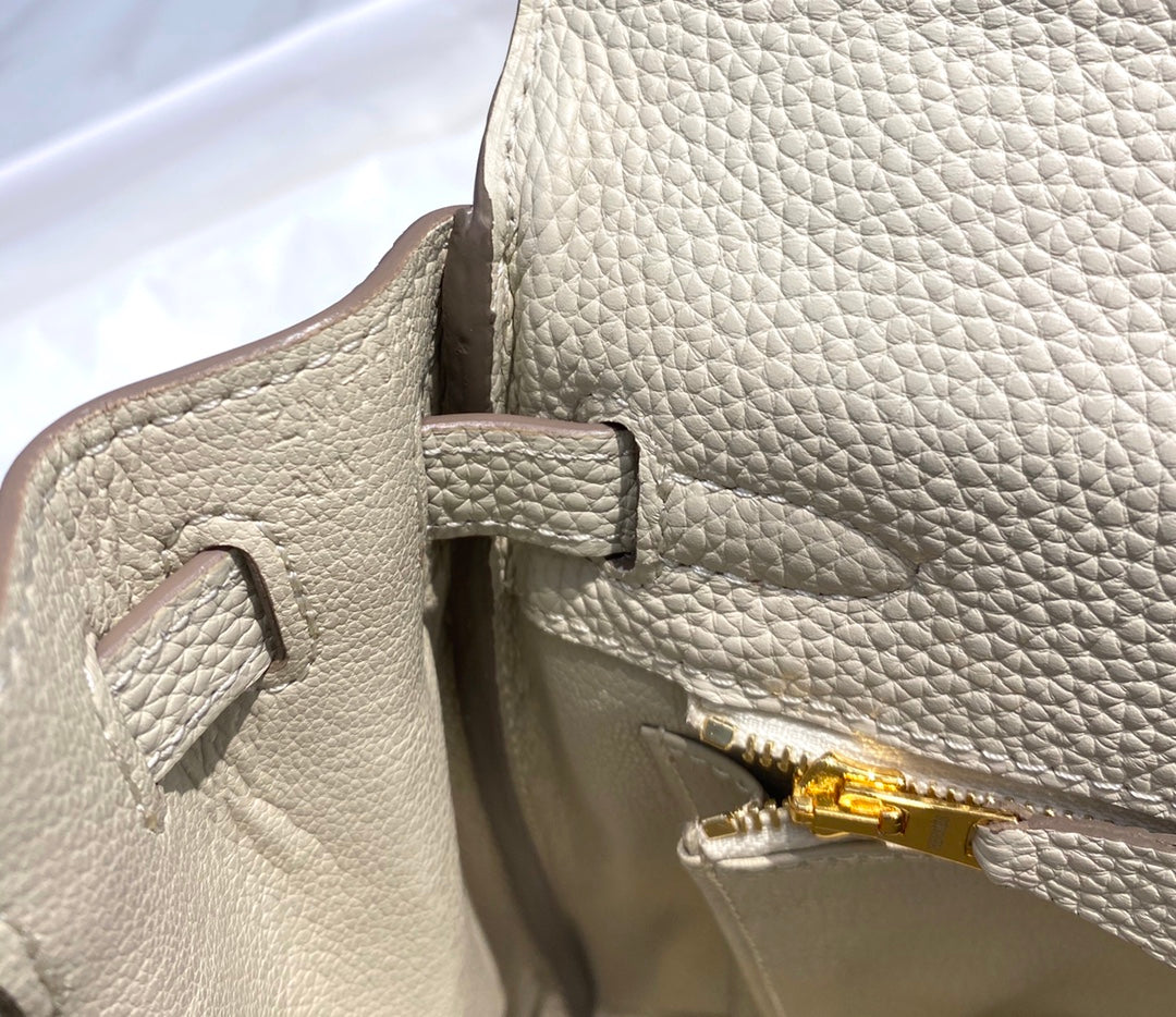 HM KELLY 32CM BAG IN CREAM TOGO GOLD HARDWARE