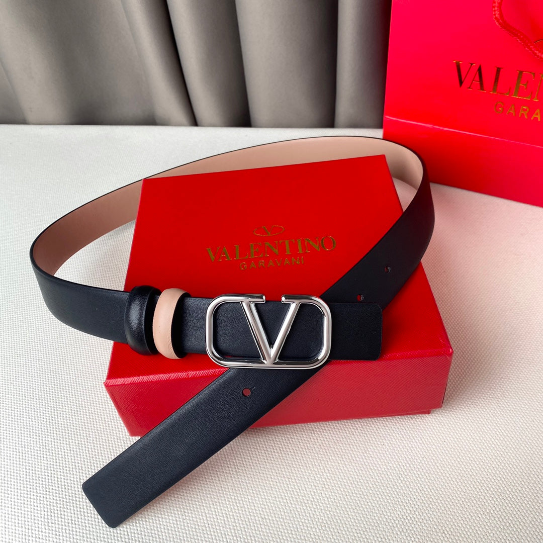 REVERSIBLE VLOGO SIGNATURE BELT IN GLOSSY BEIGE BLACK CALFSKIN SHW 30 MM