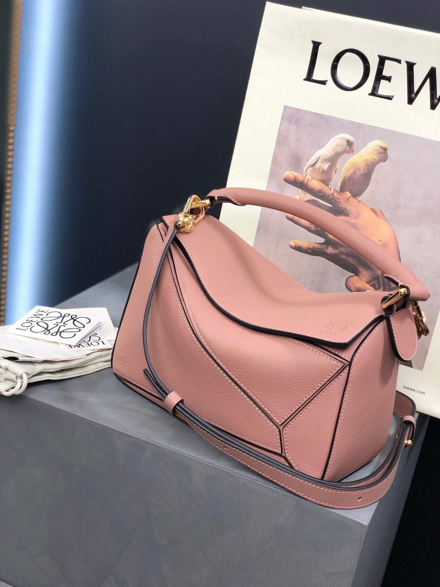 SMALL PUZZLE 24 BAG IN CLASSIC LIGHT PINK CALFSKIN