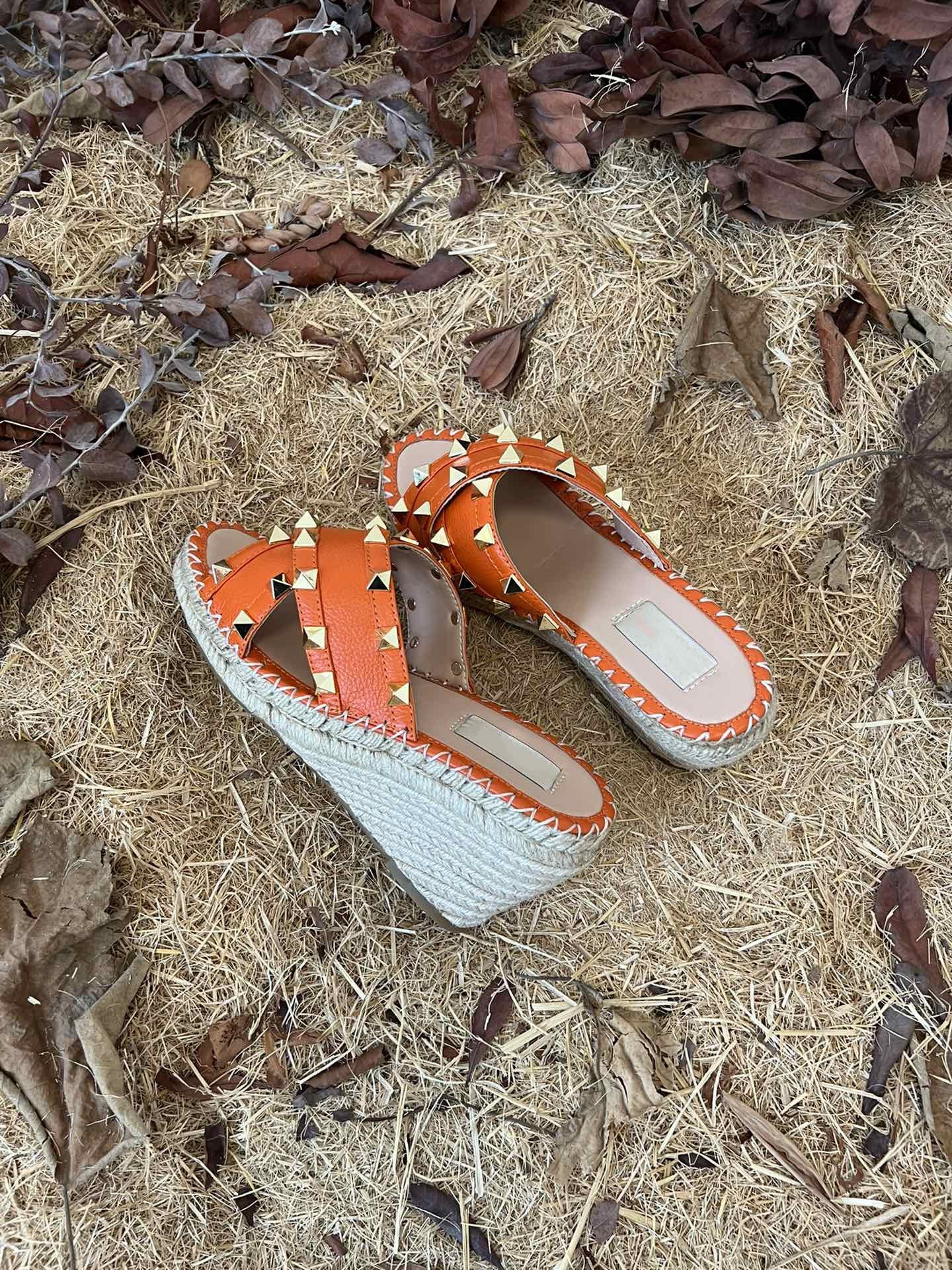 Rockstud Crisscross Espadrilles 80mm Sandal Wedges Orange