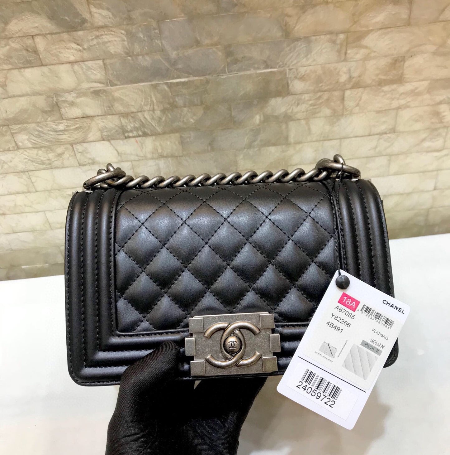 BOY BAG SMALL 20 BLACK QUILTED LAMBSKIN AGED RUTHENIUM HARDWARE