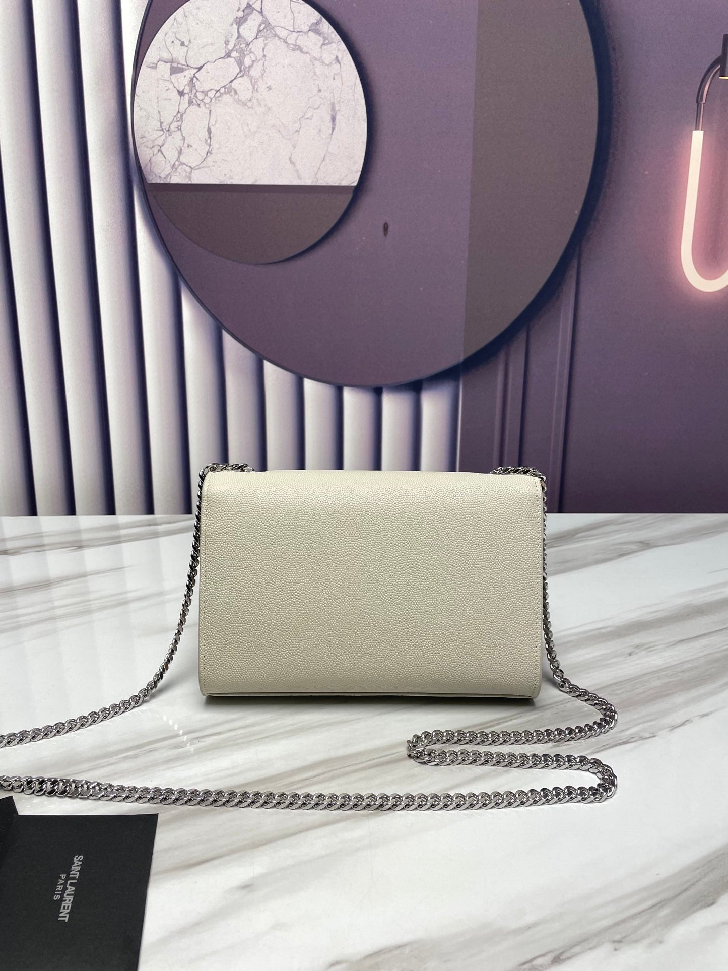 kate medium 24cm white grained calfskin silver hardware