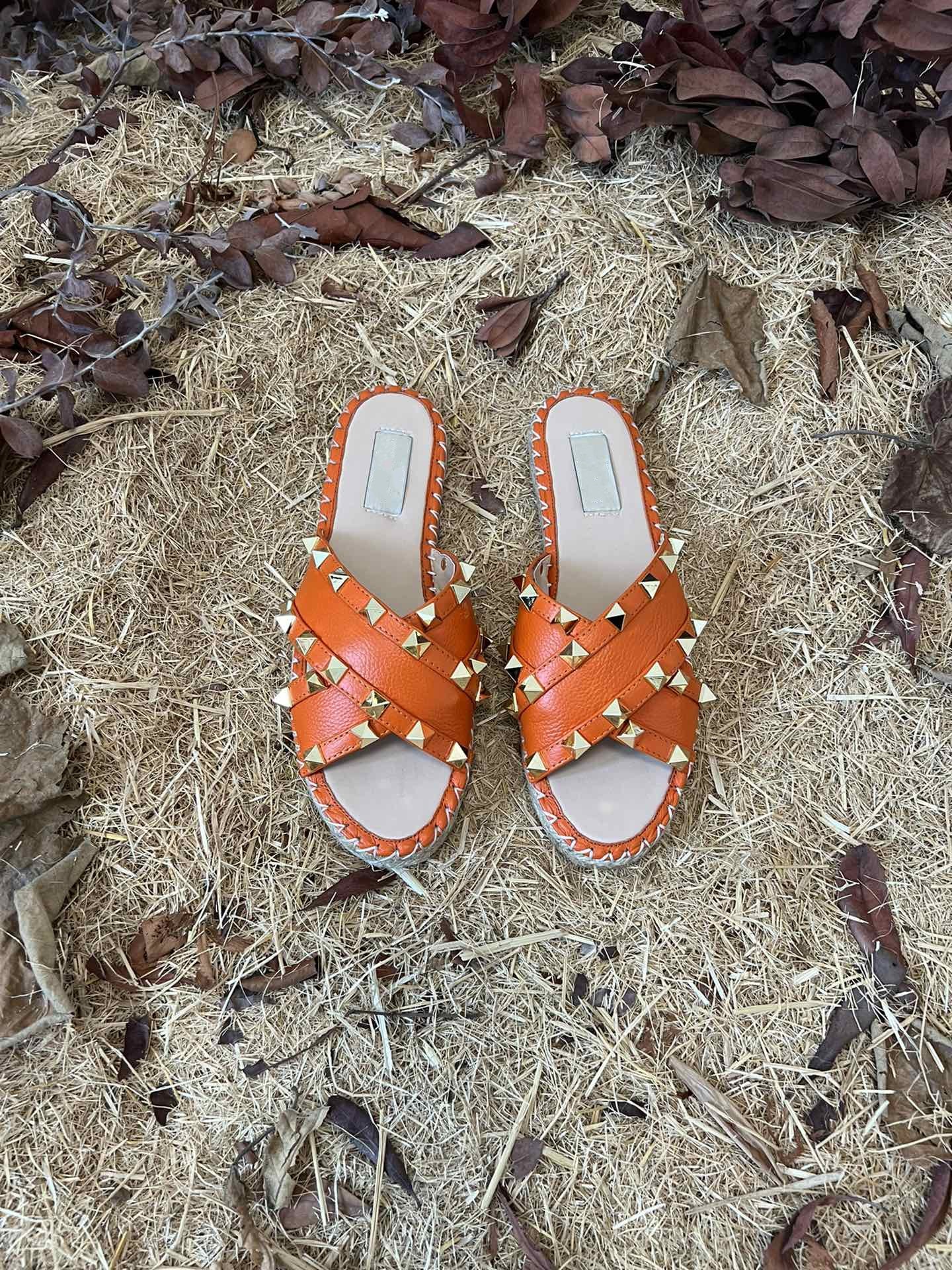 Rockstud Crisscross Espadrilles 20mm Sandal Wedges Orange