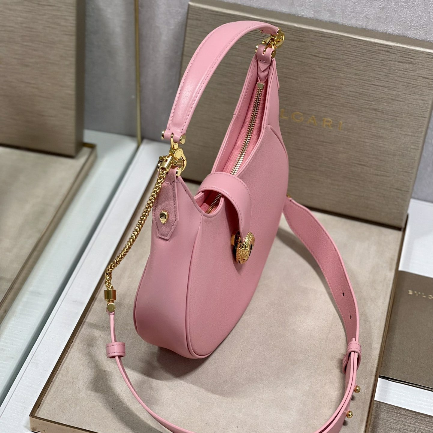 SERPENT ELLIPSE SHOULDER AND CROSSBODY 25.5CM PINK CALFSKIN