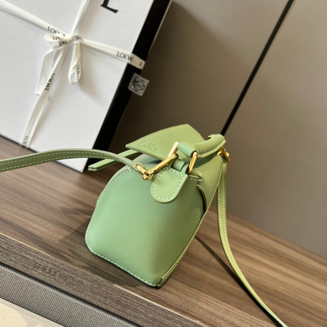 Mini Puzzle bag in soft grained 18cm White and Green Calfskin