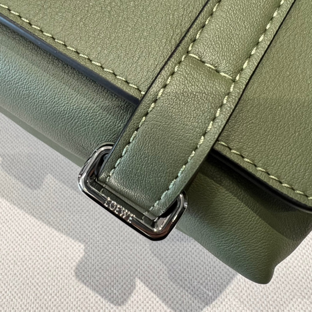 Loew Military Green Leather Messager Bag