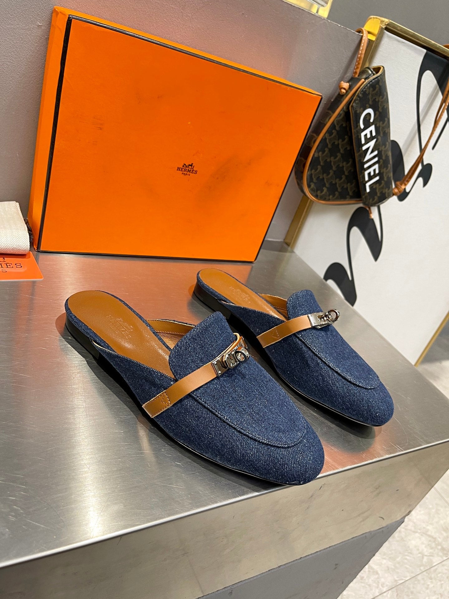 0Z MULE TAWNY AND DENIM CALFSKIN