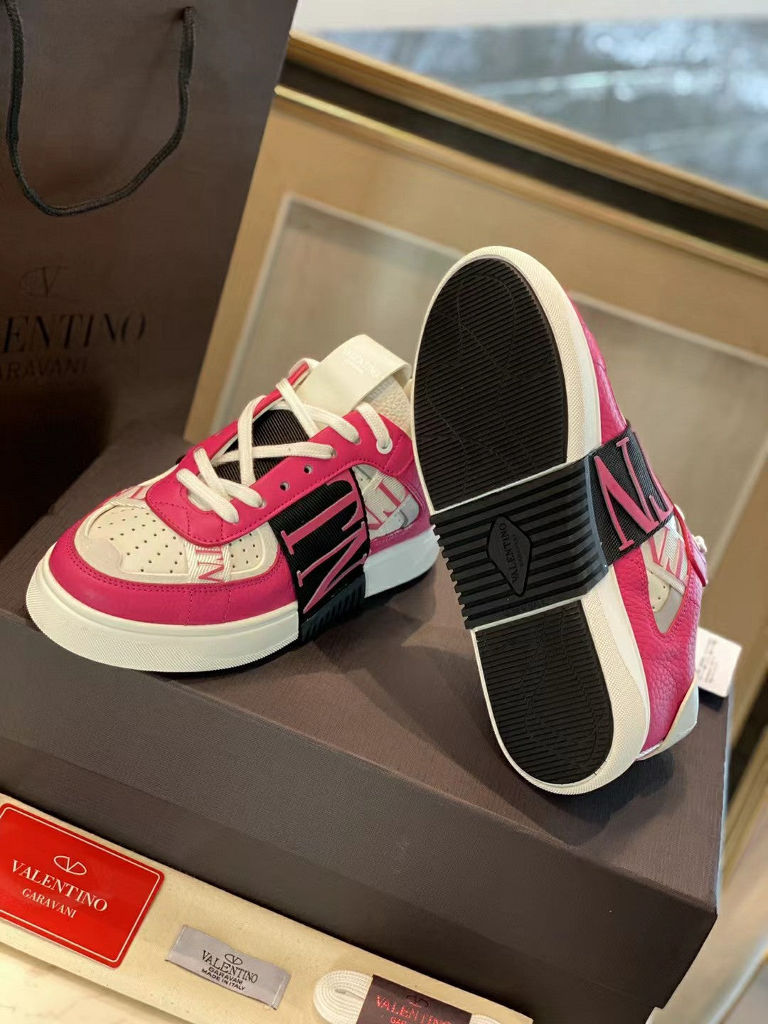 Valenti Low Top VL7N White Calfskin Pink Canvas 993750