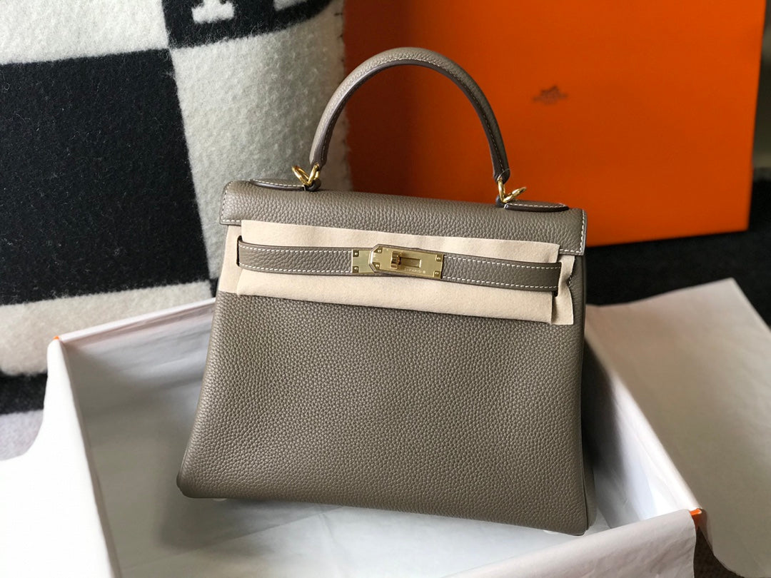 hm kelly 32cm taupe togo leather gold hardware