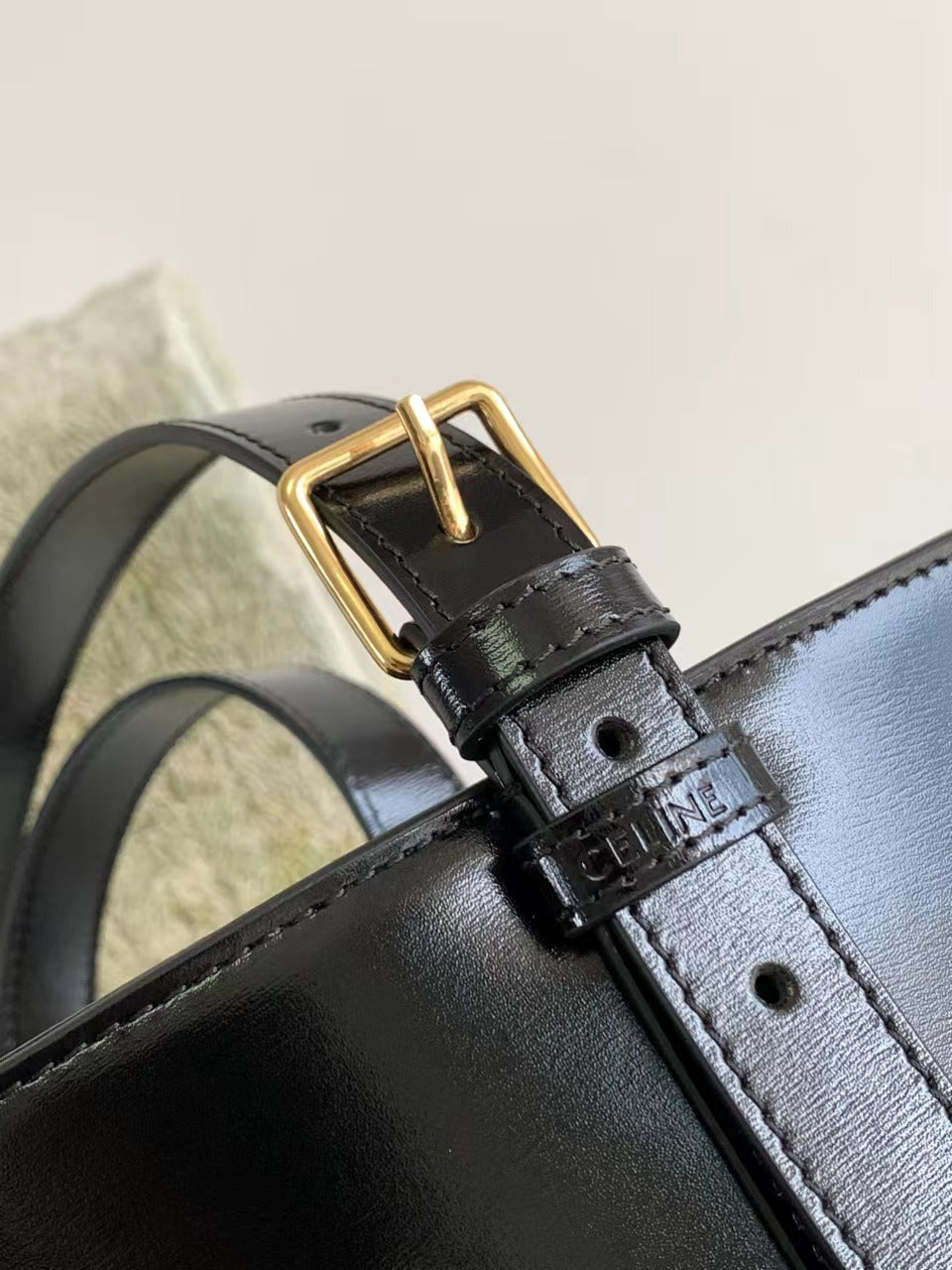 BUCKET TRIOMPHE 25  BLACK CALFSKIN BAG