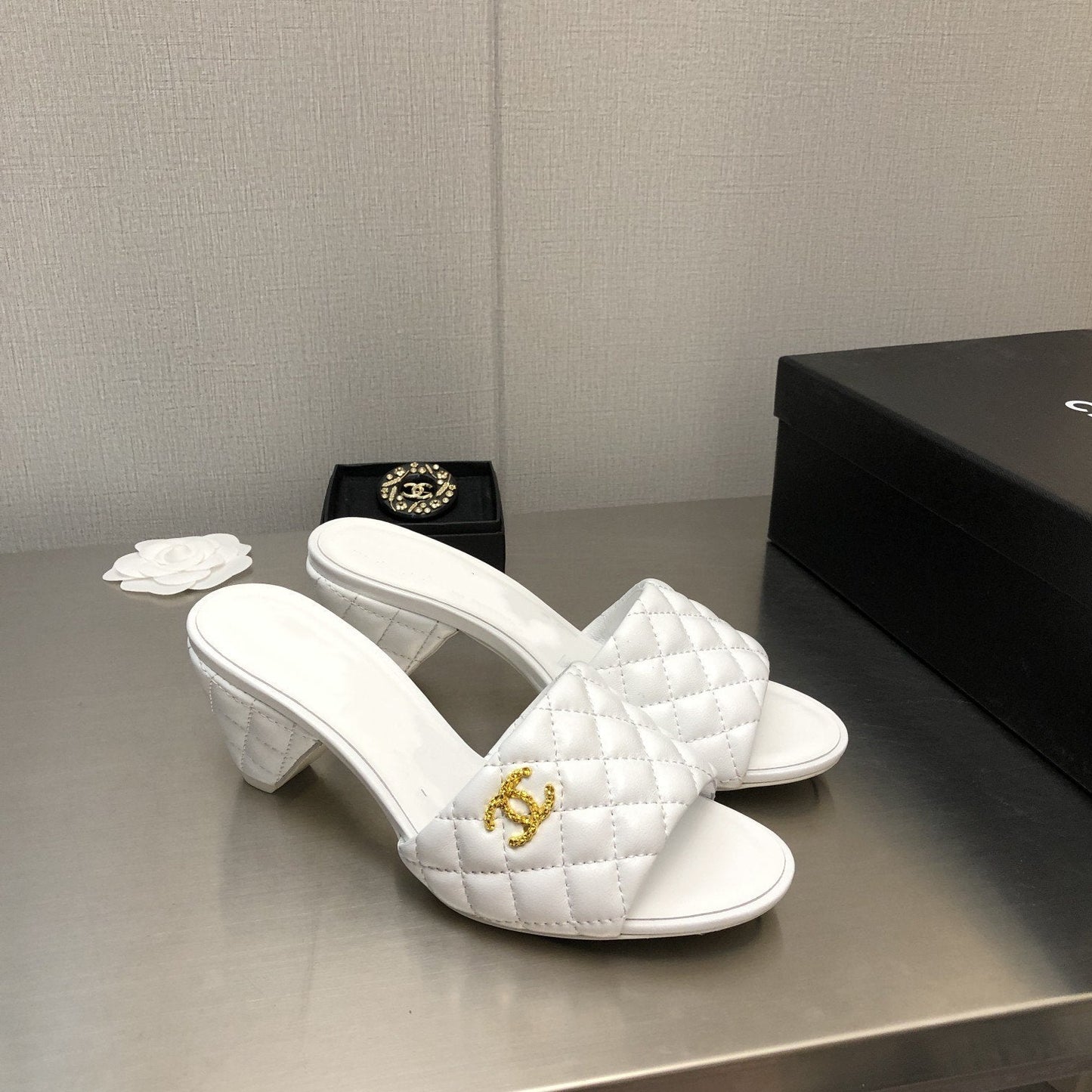 cc rev cone heel mule slide sandal white quilted lambskin 6cm