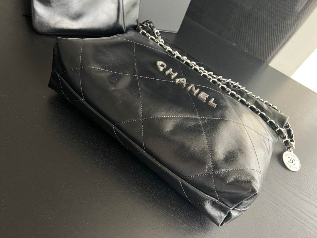 CC HOBO BAG 22 BLACK LAMBSKIN SILVER HARDWARE