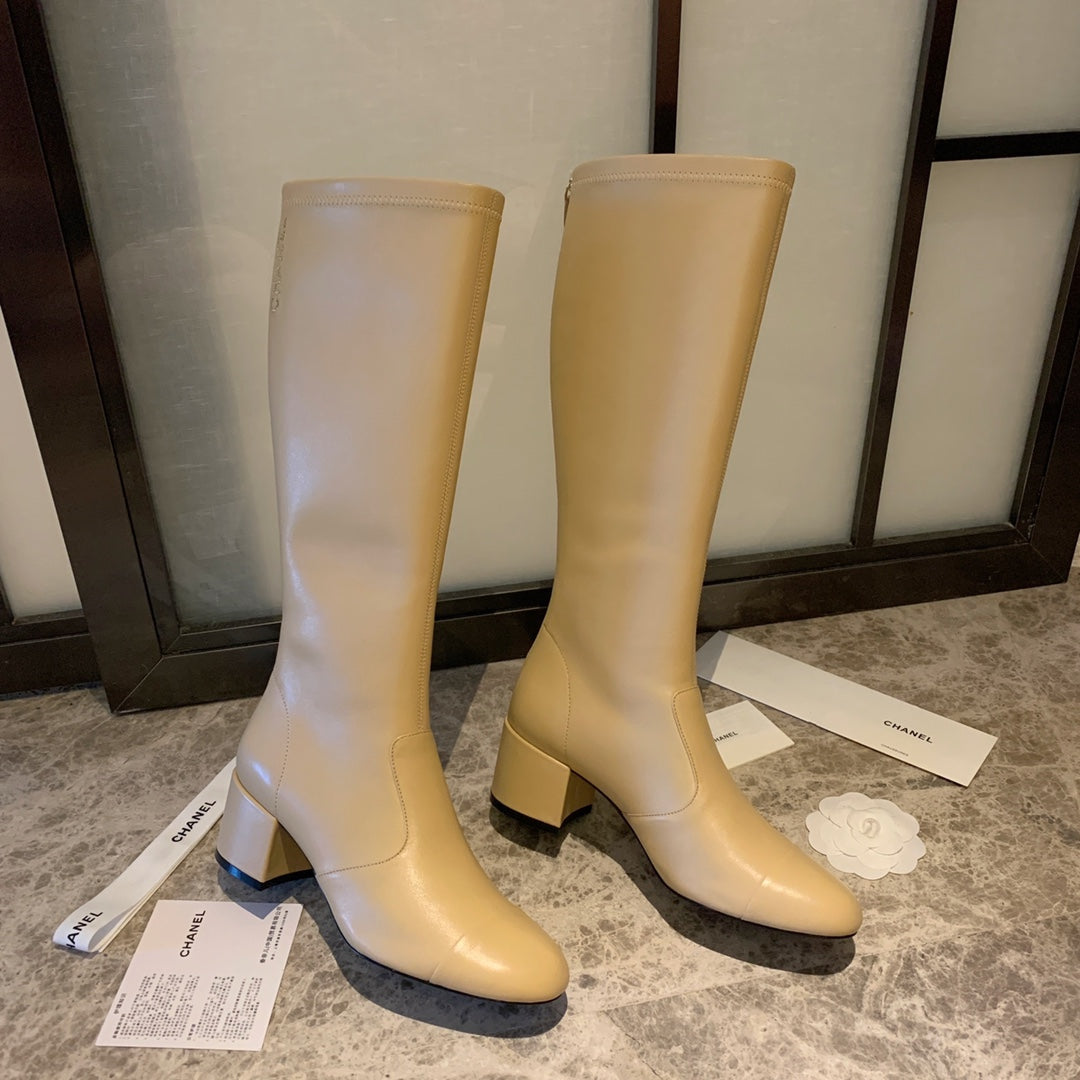 CC High Boots 50mm In Beige Lambskin 940083