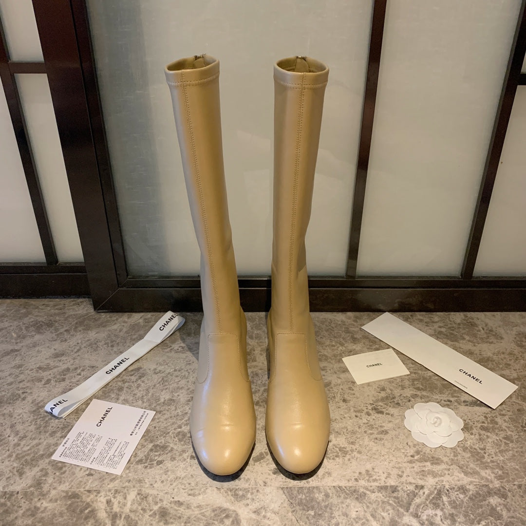 CC High Boots 50mm In Beige Lambskin 940083