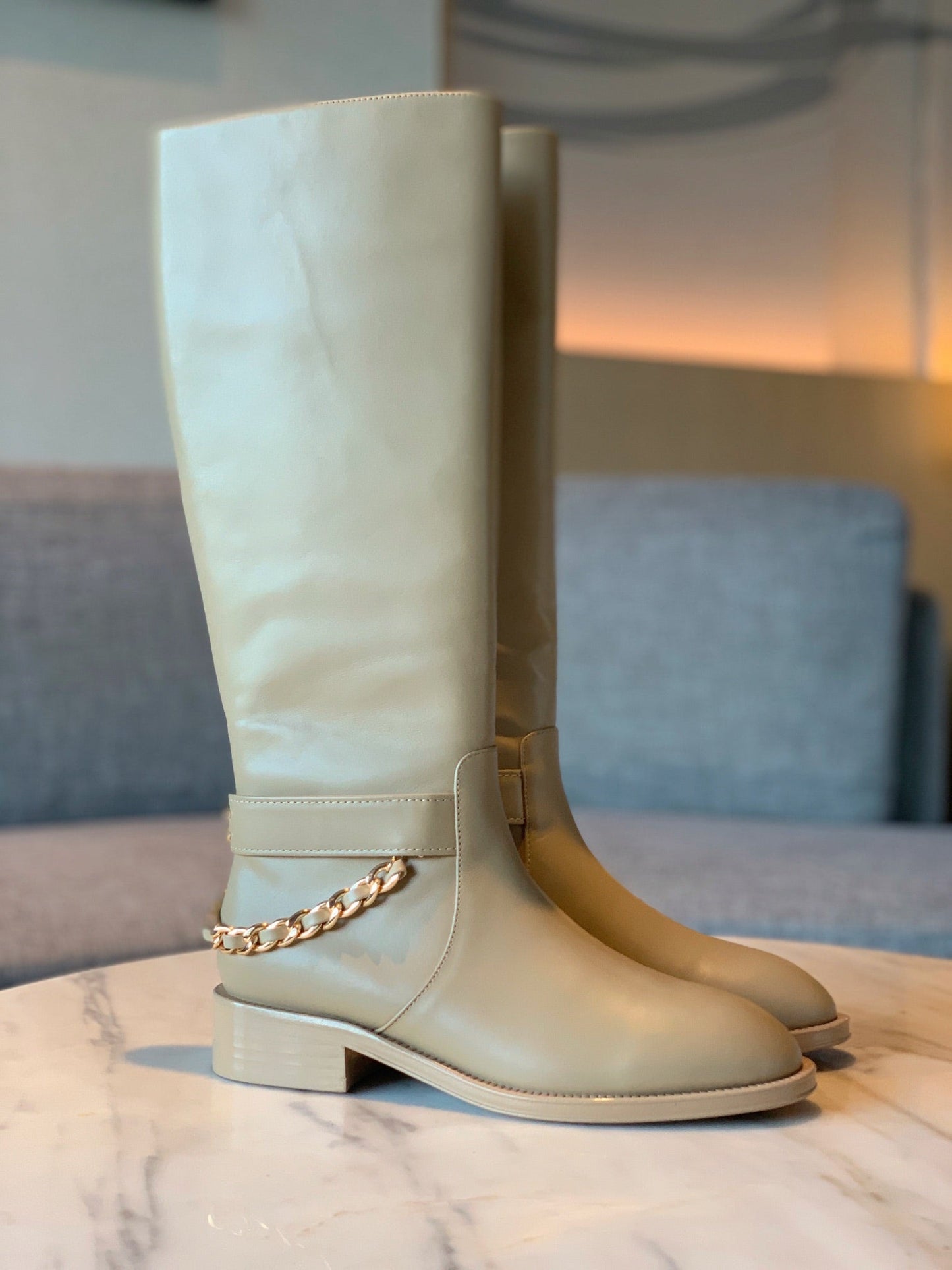 CC High Boots 35mm In Beige With Chain Cowhide 940093