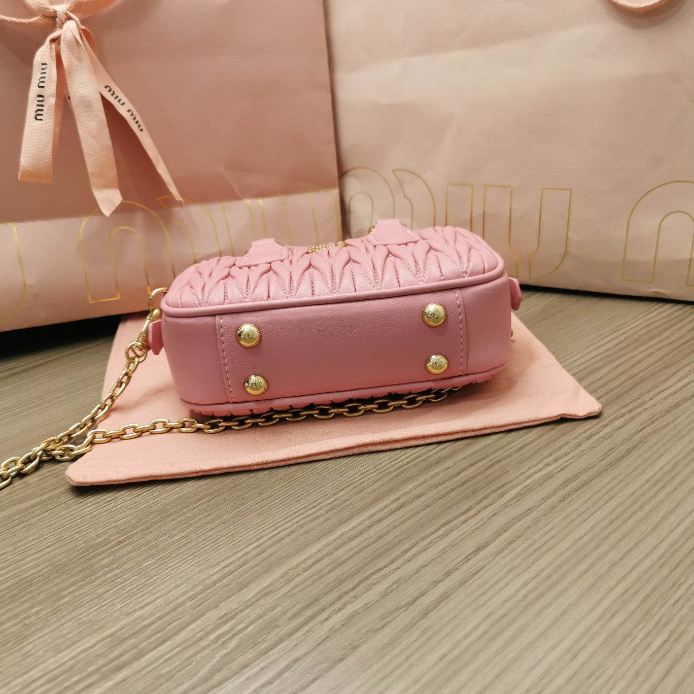 TOO PRETTY 17 HANDBAG IN HOT PINK LAMBSKIN