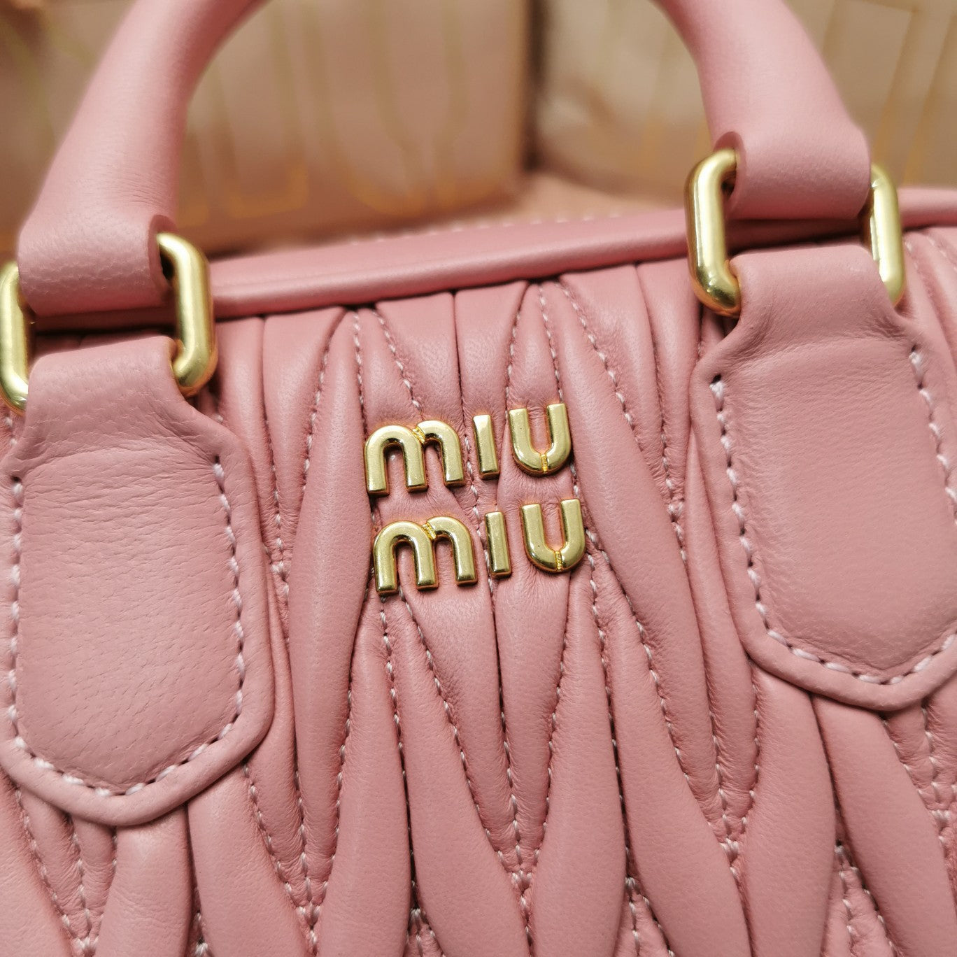 TOO PRETTY 17 HANDBAG IN HOT PINK LAMBSKIN