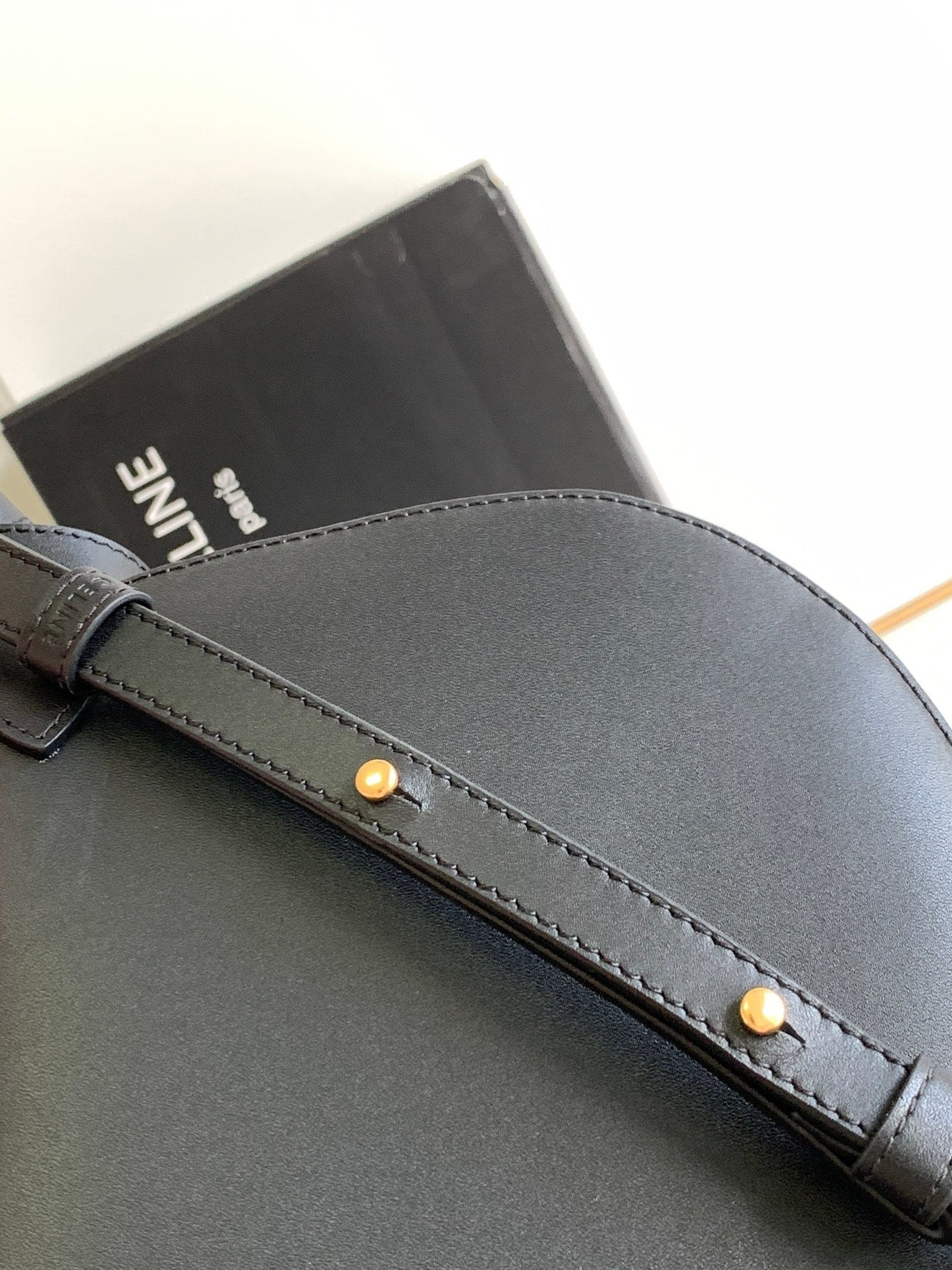 TRIOMPHE CLASSIC 25 BLACK CALFSKIN