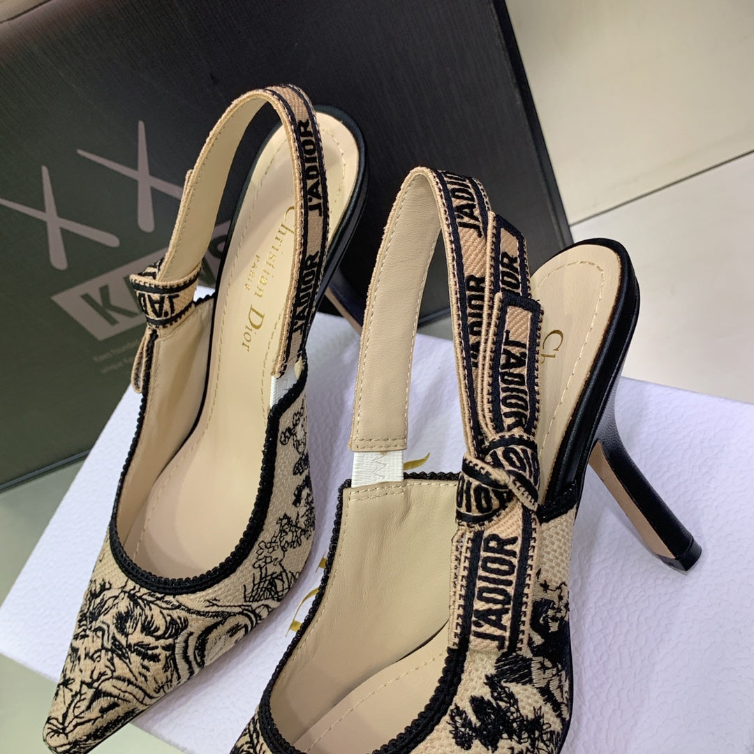 JAdior Slingback Pump 95 Black Embroidered Cotton with Gold-Tone Metallic Thread