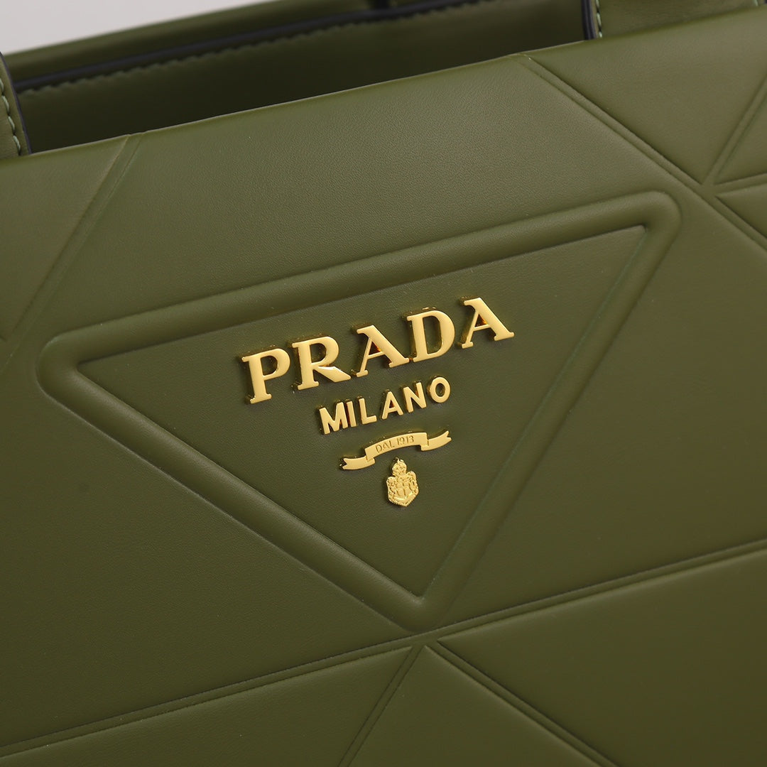 PRA LARGE 39 TOTE IN OLIVE GREEN CALFSKIN GOLD HARDWARE