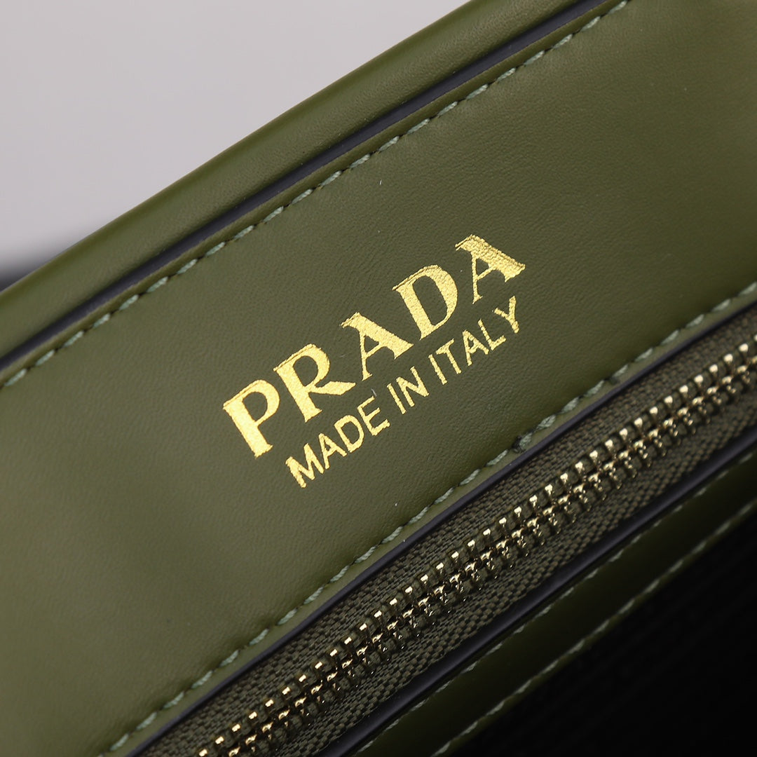 PRA LARGE 39 TOTE IN OLIVE GREEN CALFSKIN GOLD HARDWARE