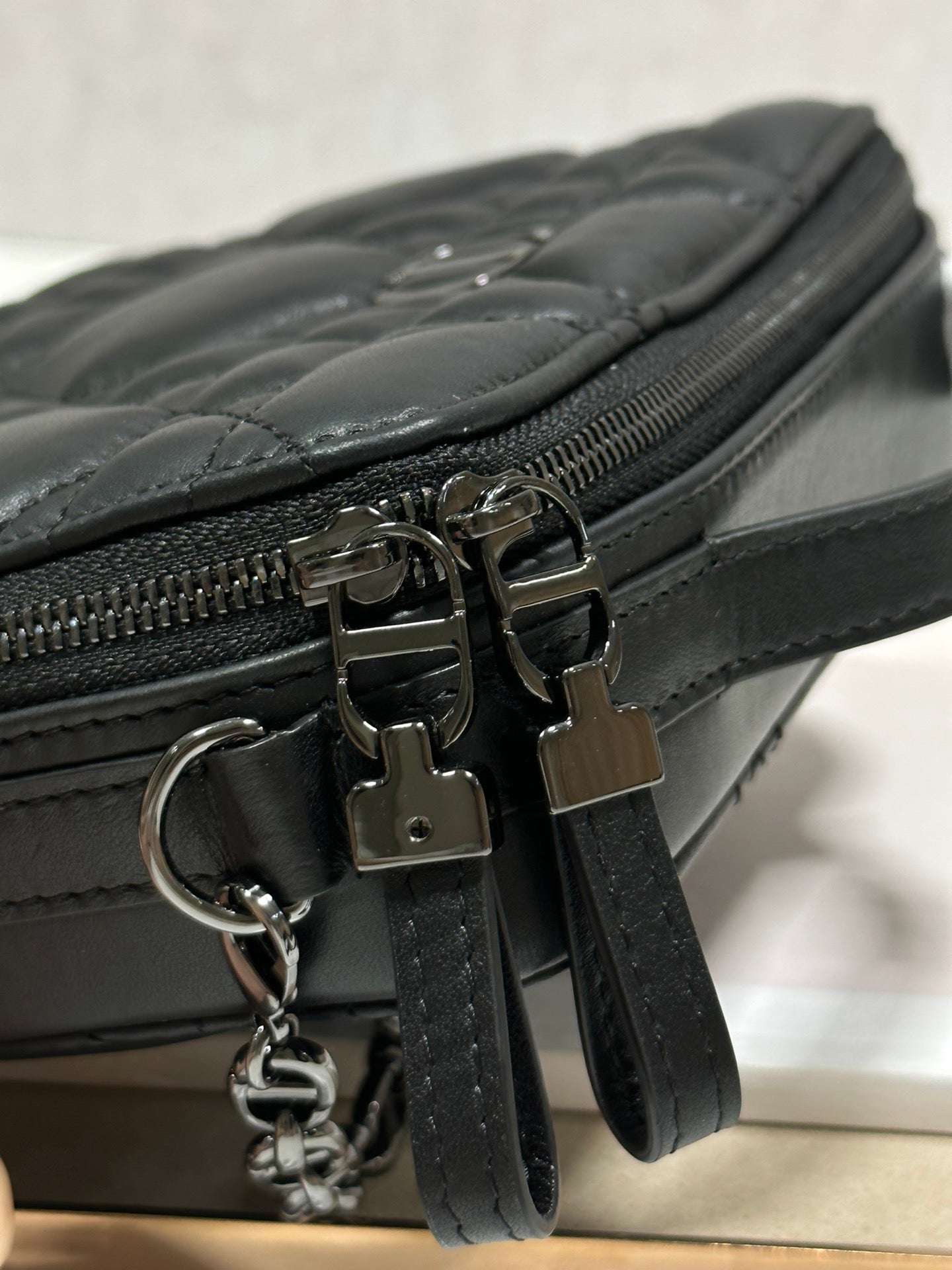 cd caro box 18 all black calfskin