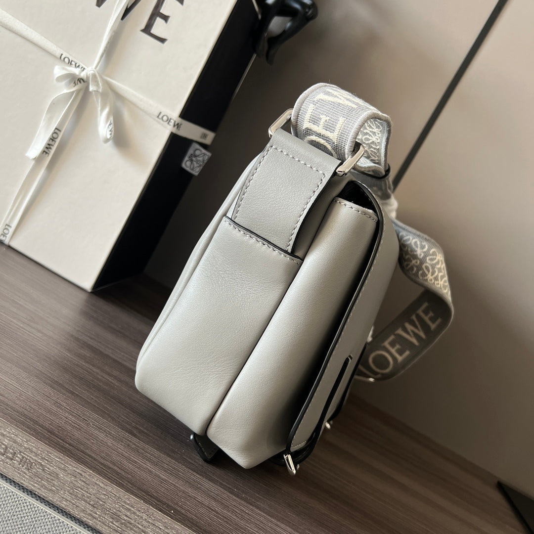 Loew Military Grey Leather Messager Bag