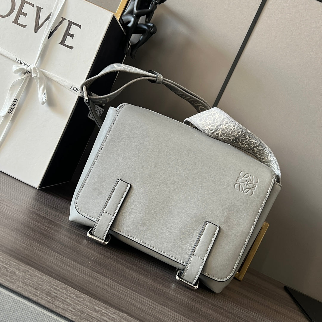 Loew Military Grey Leather Messager Bag