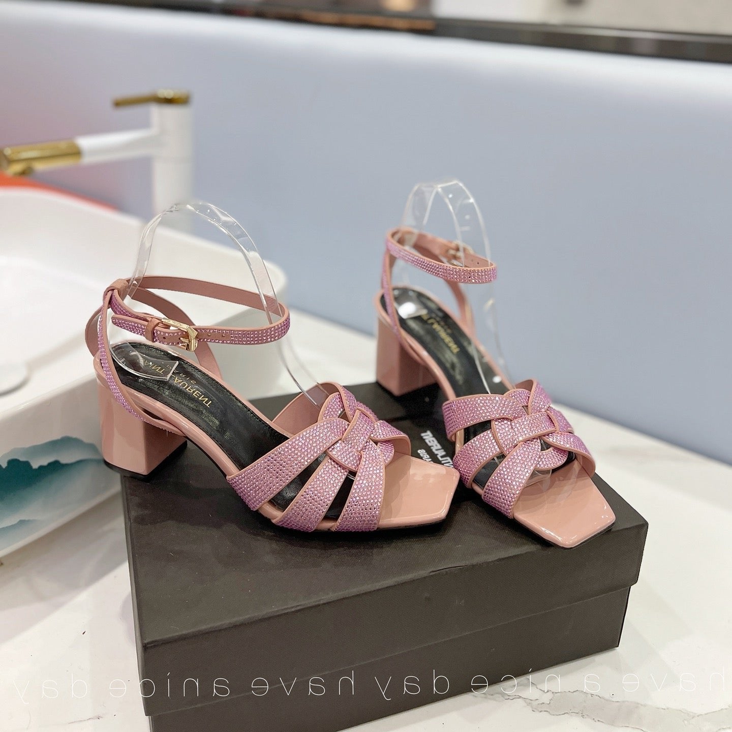 SL TRIBUTE CRYSTAL SANDALS PASTEL PINK CALFSKIN