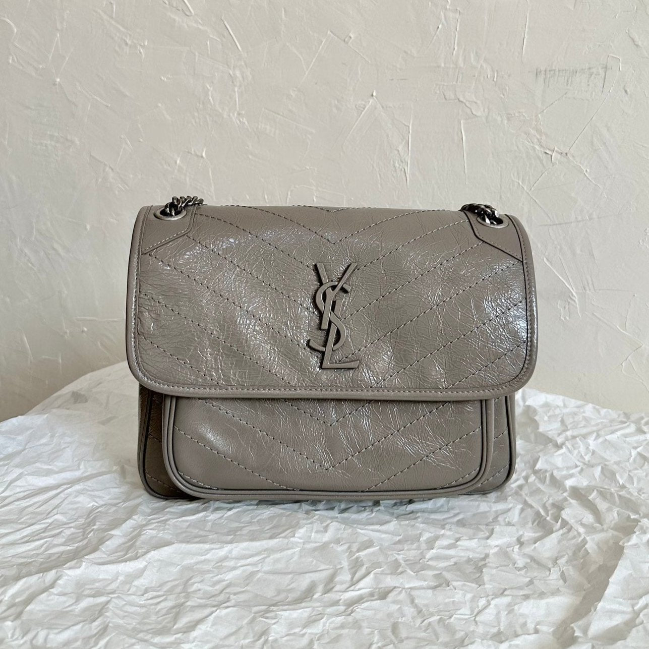 YSL Niki Medium Bag 28cm Grey Crinkled Vintage Leather