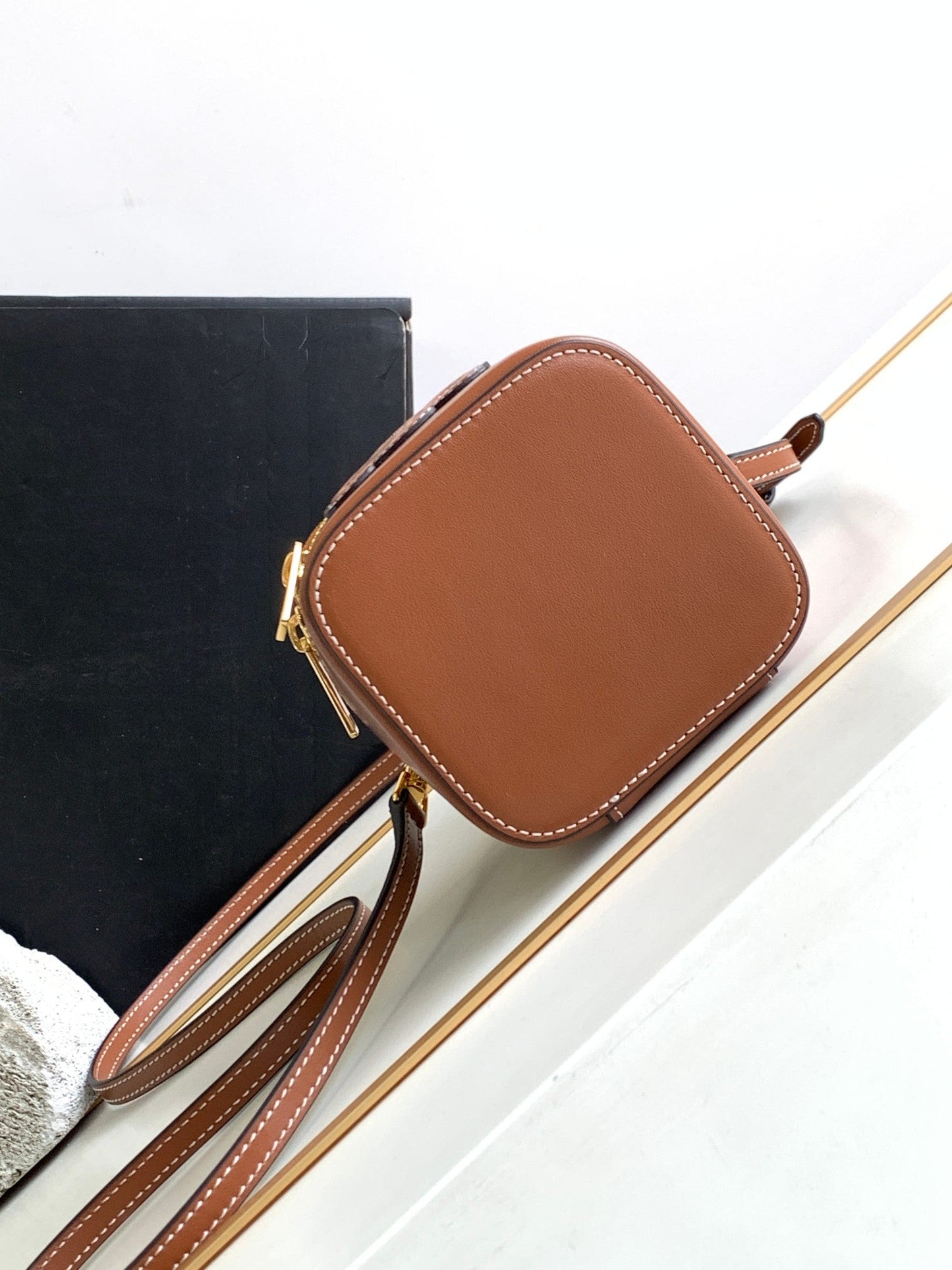 MINI VANITY CASE TRIOMPHE TAN CALFSKIN