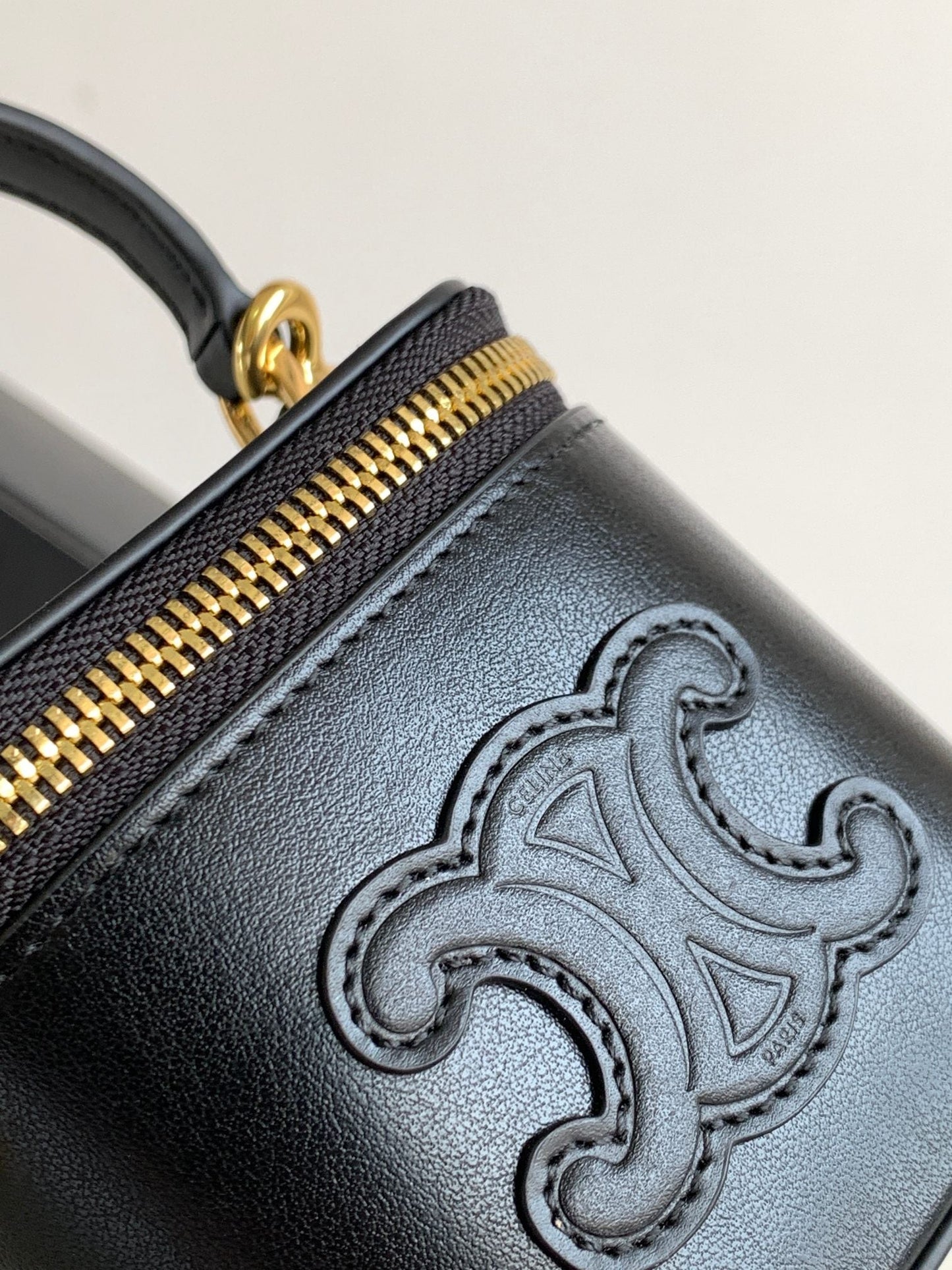 MINI VANITY CASE TRIOMPHE BLACK CALFSKIN