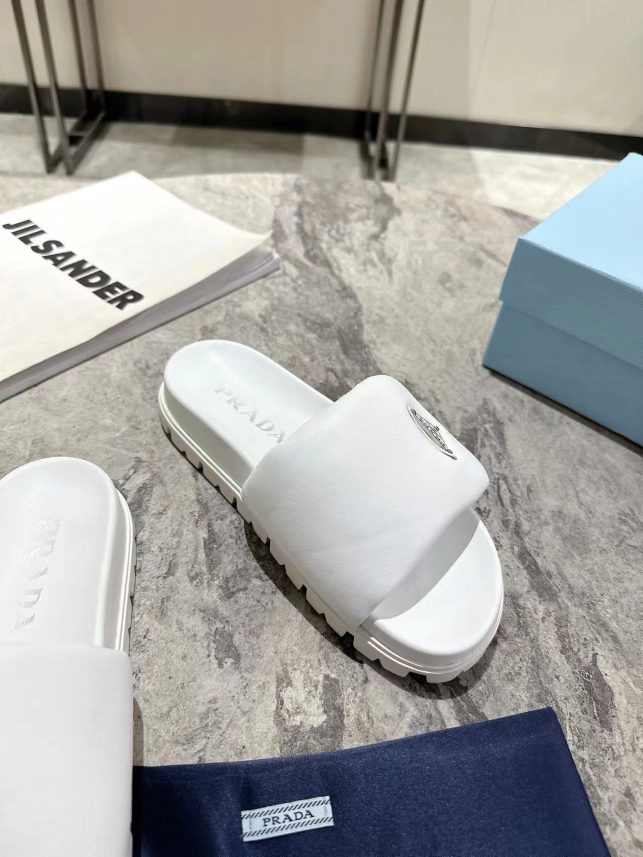 PRA SHEARLING SLIDES WHITE LAMBSKIN