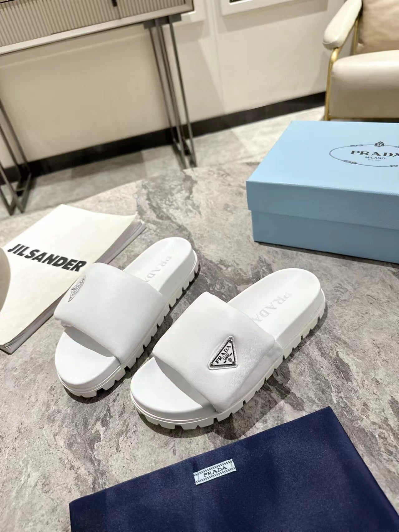 PRA SHEARLING SLIDES WHITE LAMBSKIN