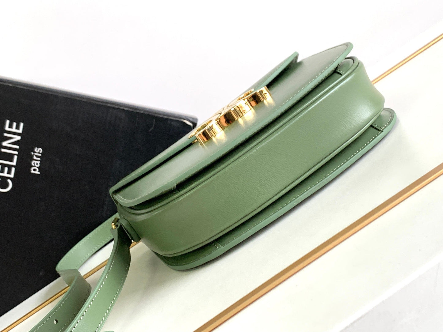 teen besace triomphe 18.5 khaki green calfskin