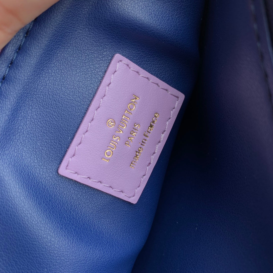 coussin pm 26cm purple monogram empreinte calfskin