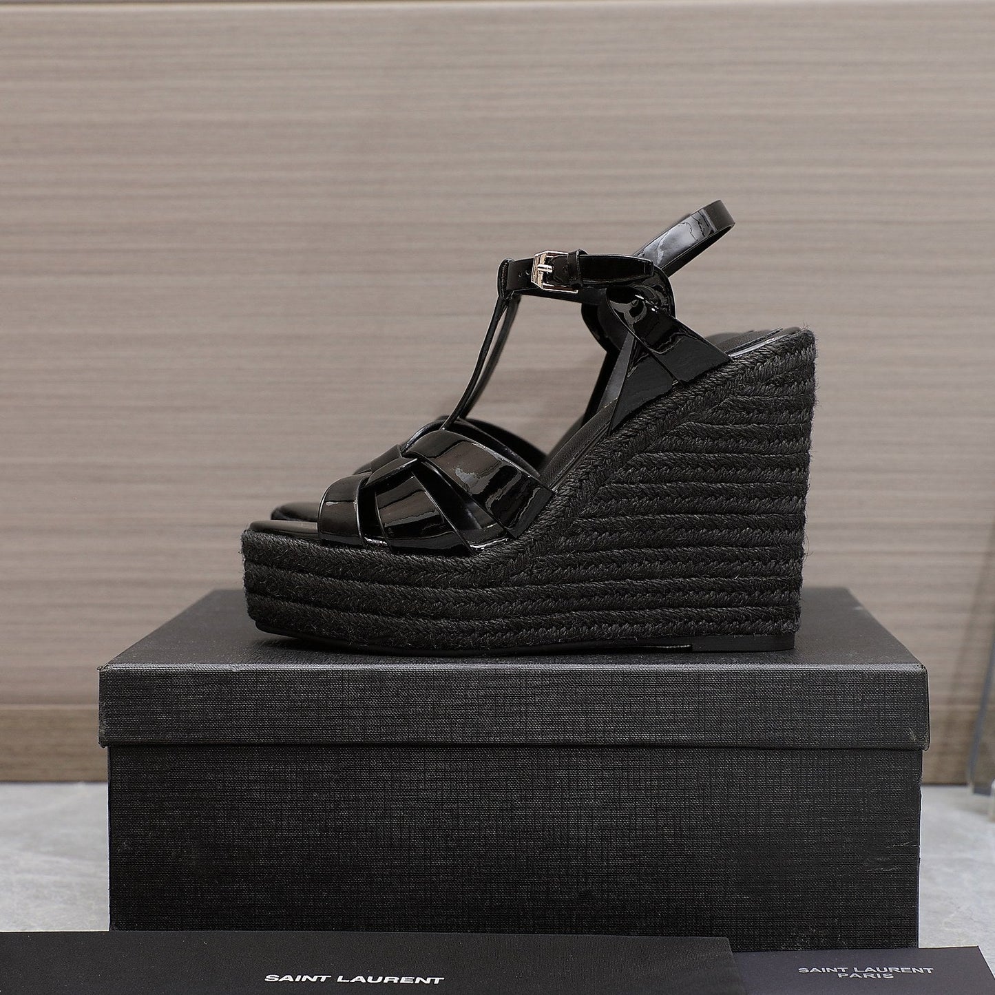 SL TRIBUTE WEDGE SANDALS BLACK POLISHED CALFSKIN