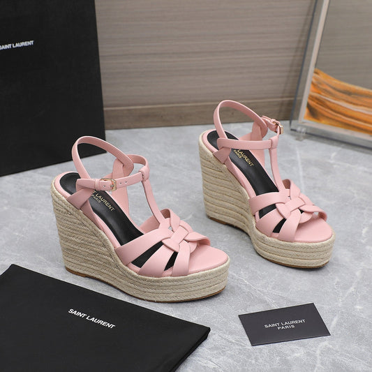 SL TRIBUTE WEDGE SANDALS PALE PINK CALFSKIN