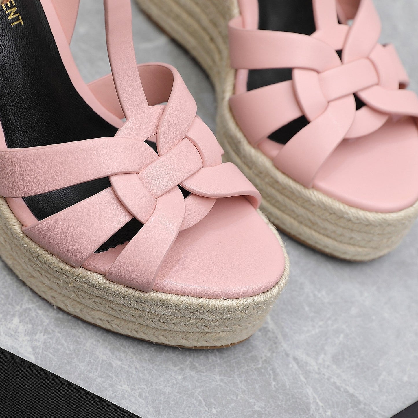 SL TRIBUTE WEDGE SANDALS PALE PINK CALFSKIN