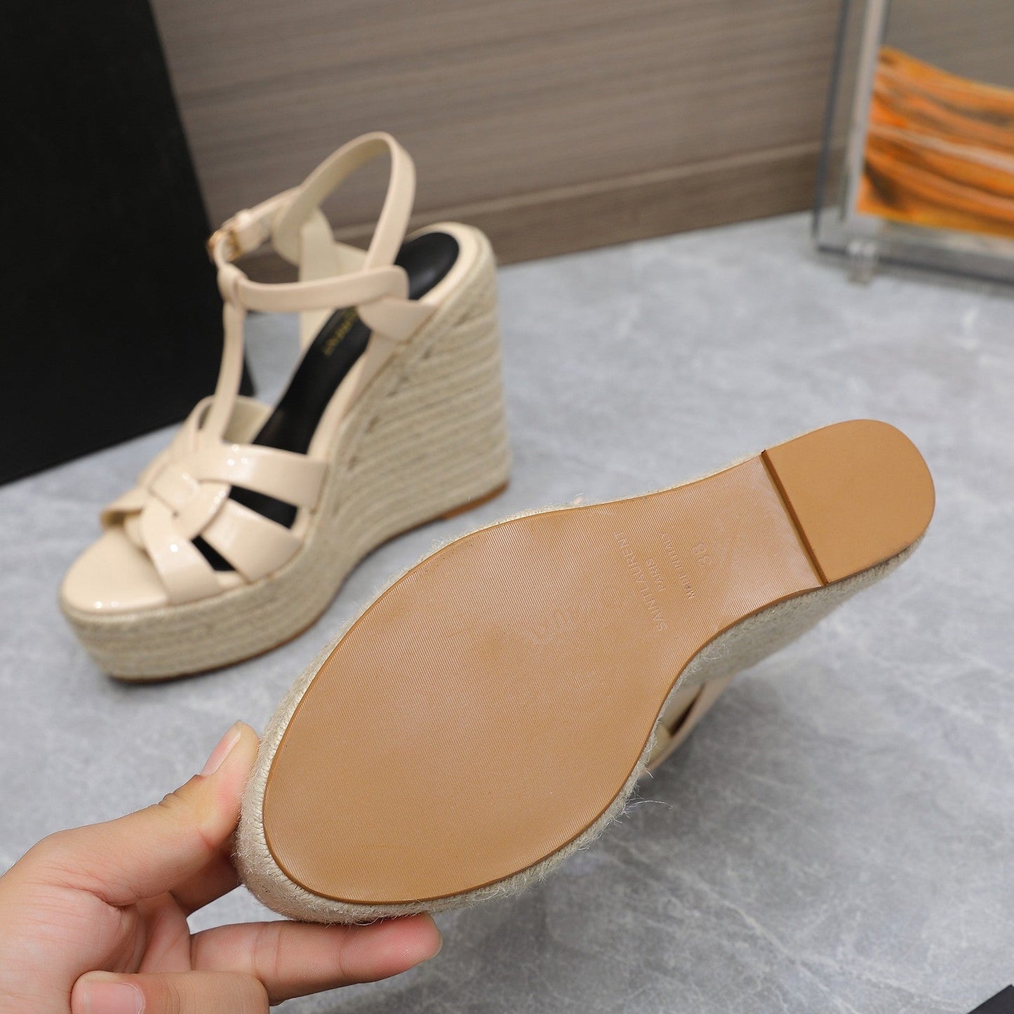 SL TRIBUTE WEDGE SANDALS BEIGE POLISHED CALFSKIN