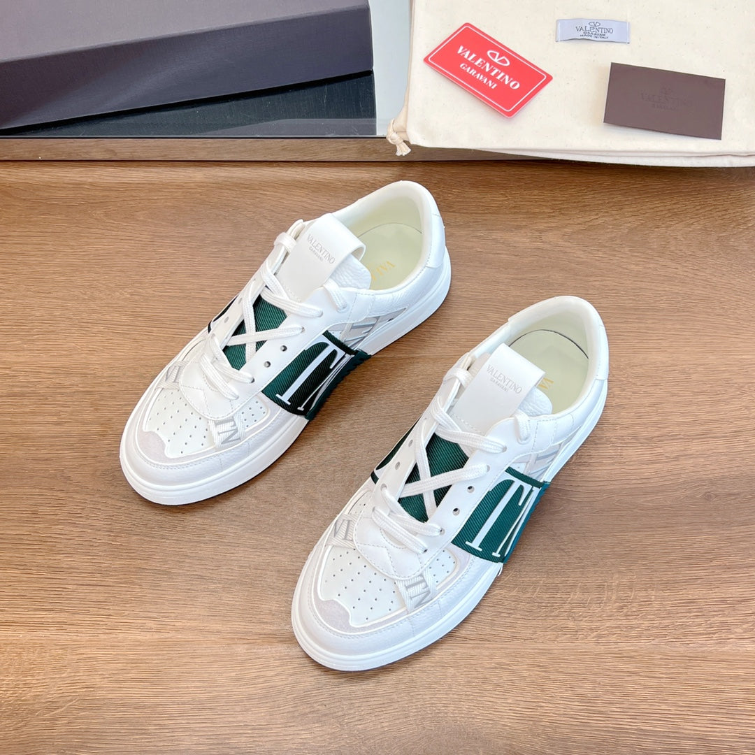 VL7N LOW-TOP WHITE CALFSKIN AND PINE GREEN FABRIC SNEAKER WITH BANDS