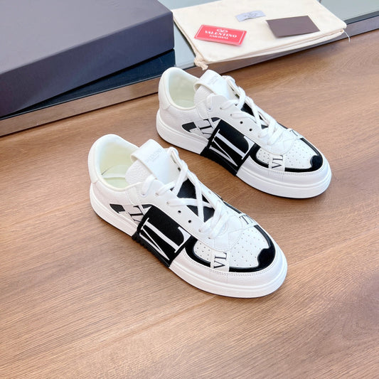 VL7N LOW-TOP WHITE CALFSKIN AND BLACK FABRIC SNEAKER WITH BANDS